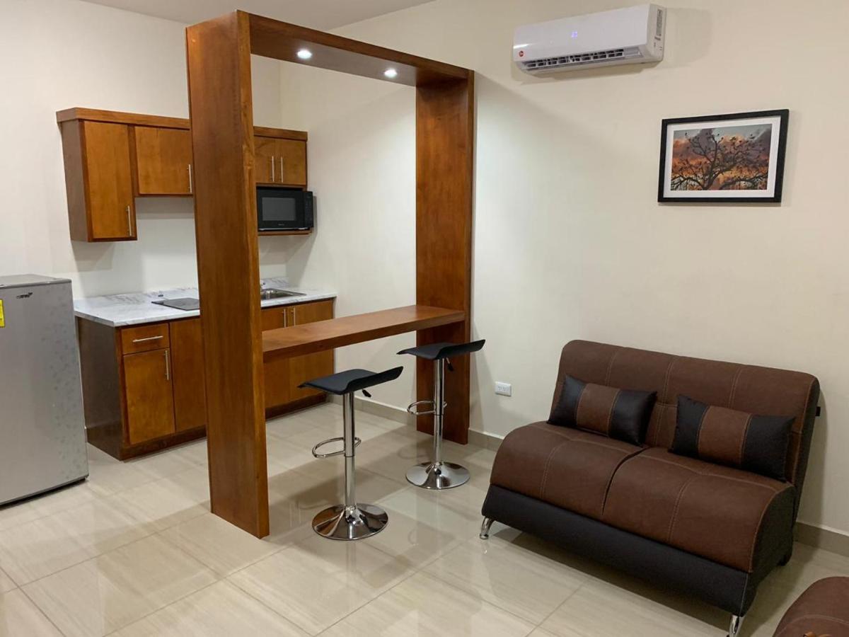 Cmg Suites Сьюдад-Акунья Экстерьер фото